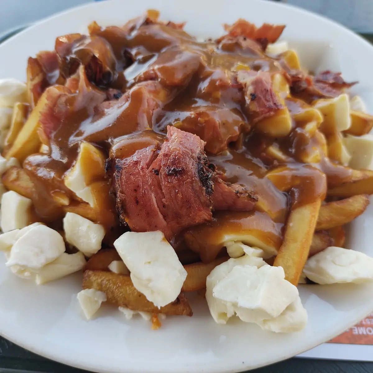 Poutine Smoked Meat, Resto Route 139