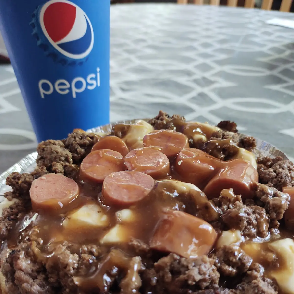 Poutine Suprême, Resto Route 139