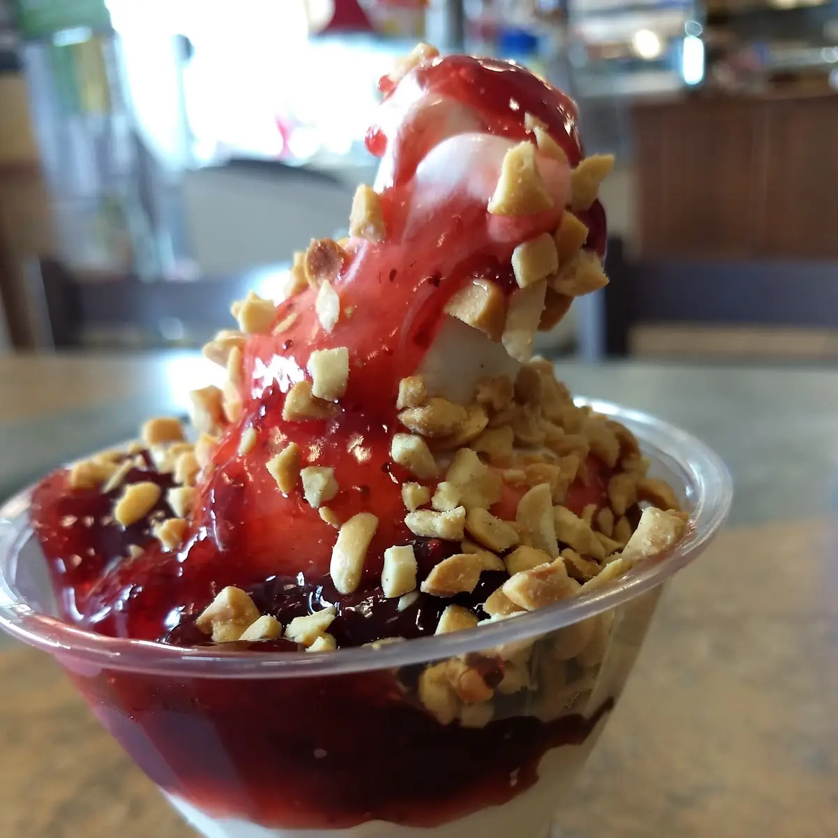 Sunday Aux Fraises, Resto Route 139
