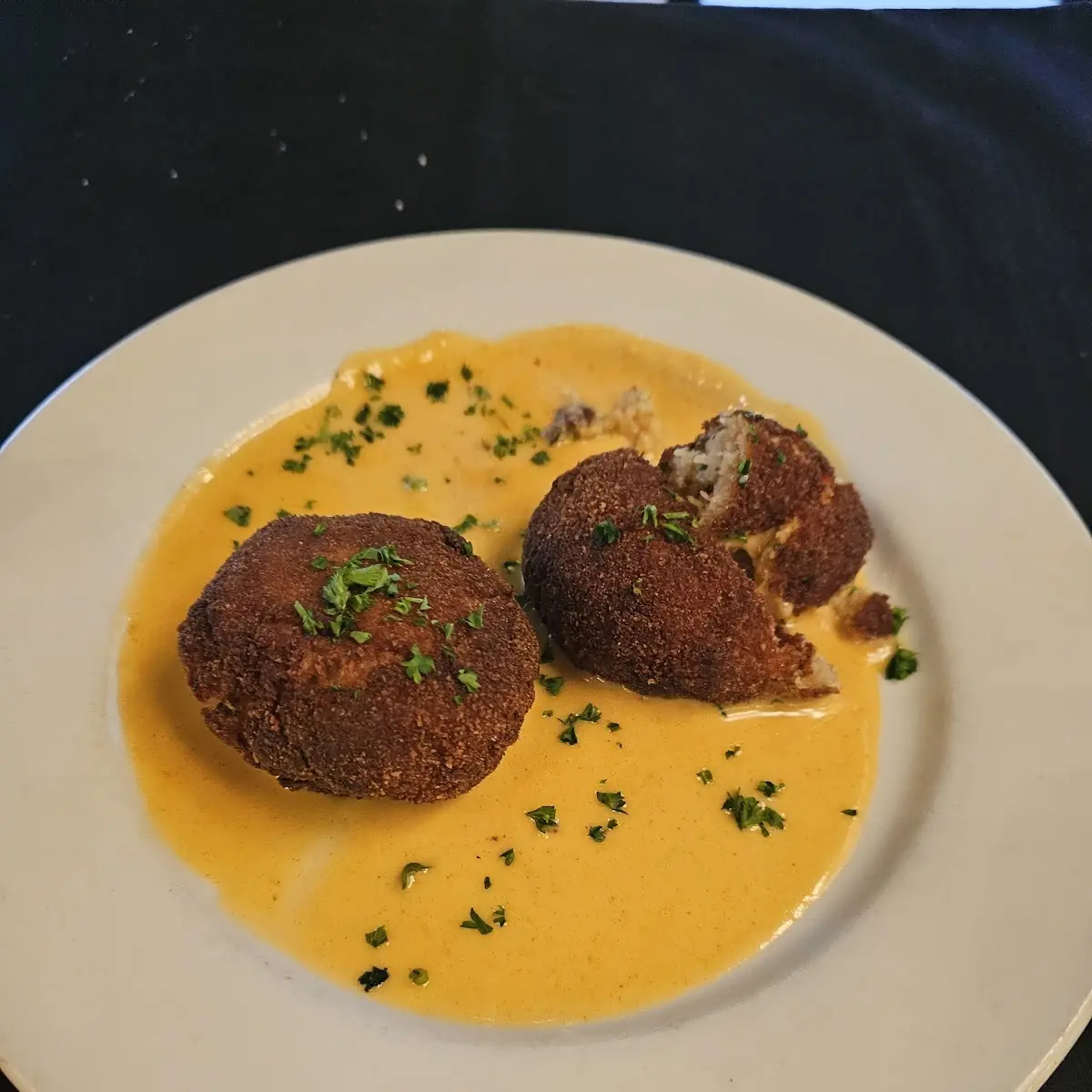 Mozzarella Marinara Crab Cakes