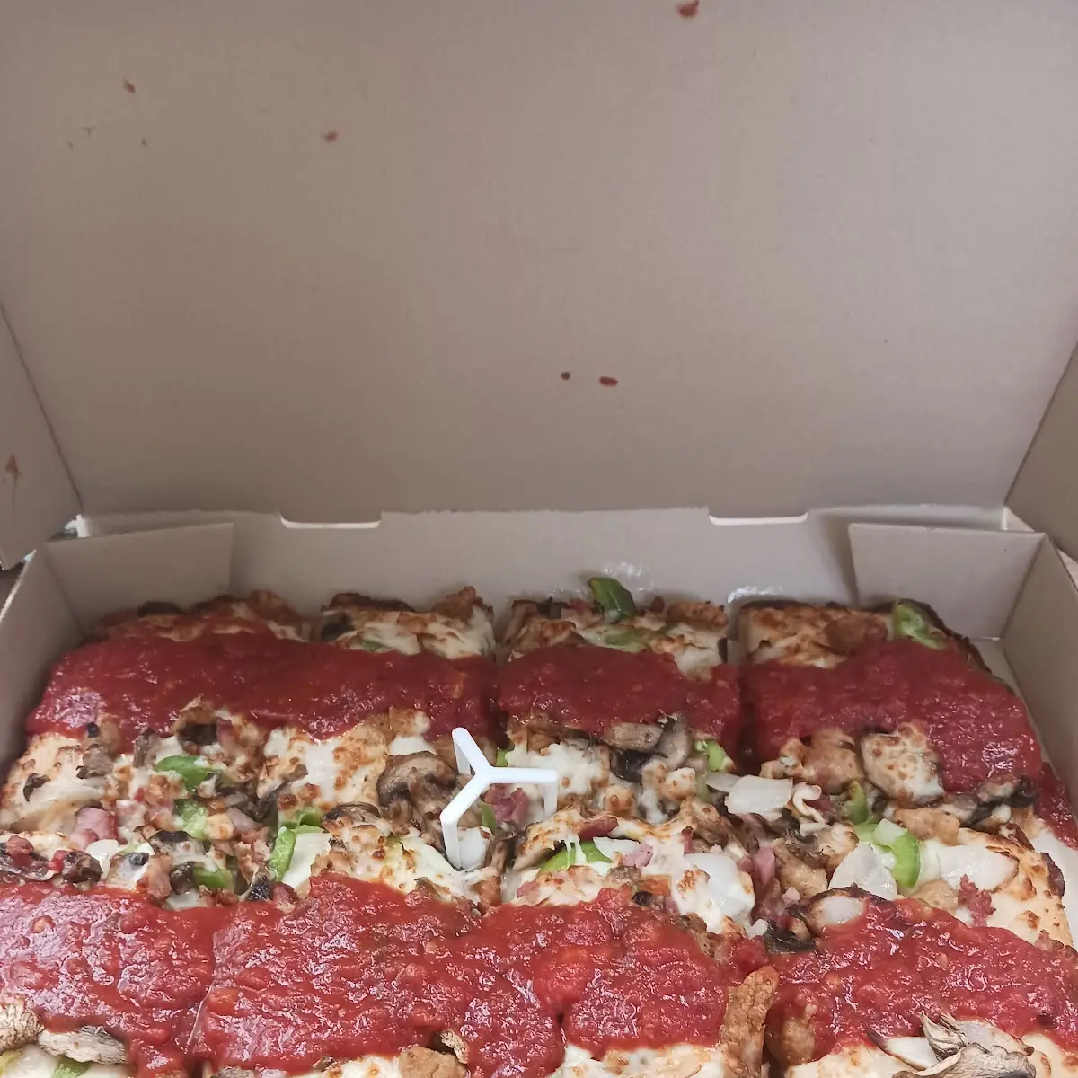 Chicago Deep Dish Pizza