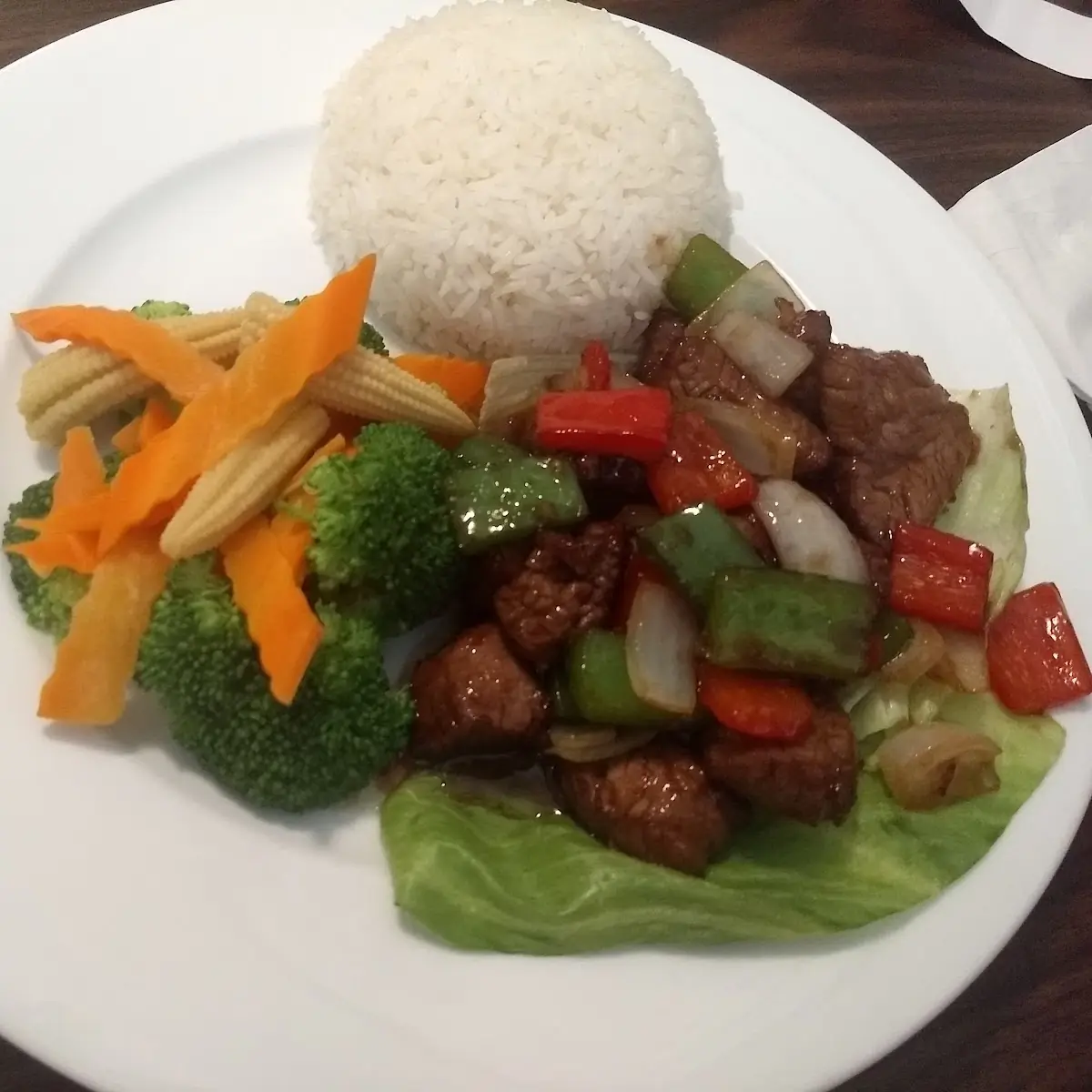 Sautéed Beef Cubes with Rice - Cơm Bò Lúc Lắc