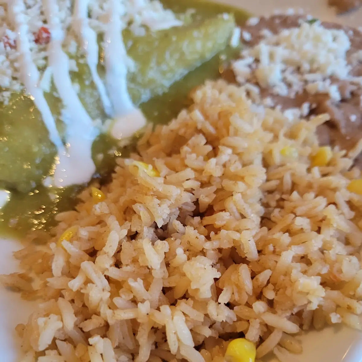 Enchiladas Verdes Con Arroz