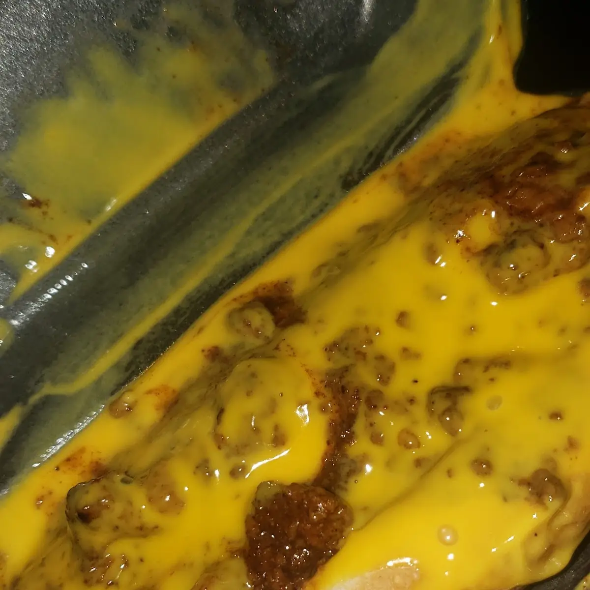 Fresh Chili Cheese Hotdog