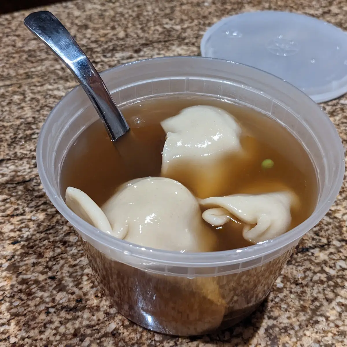 Wonton Soup with Fried Noodle