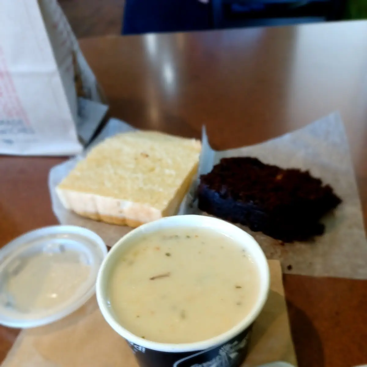 Clam Chowder with White Bread and Brownies Bread