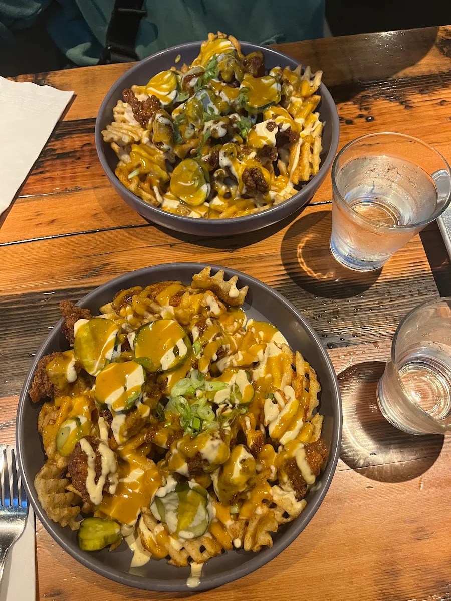 Butter Chicken Poutine