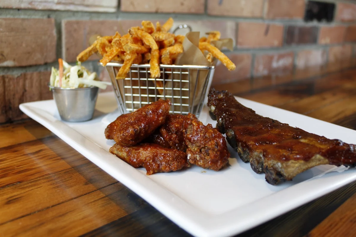 Rib & Wing Combo