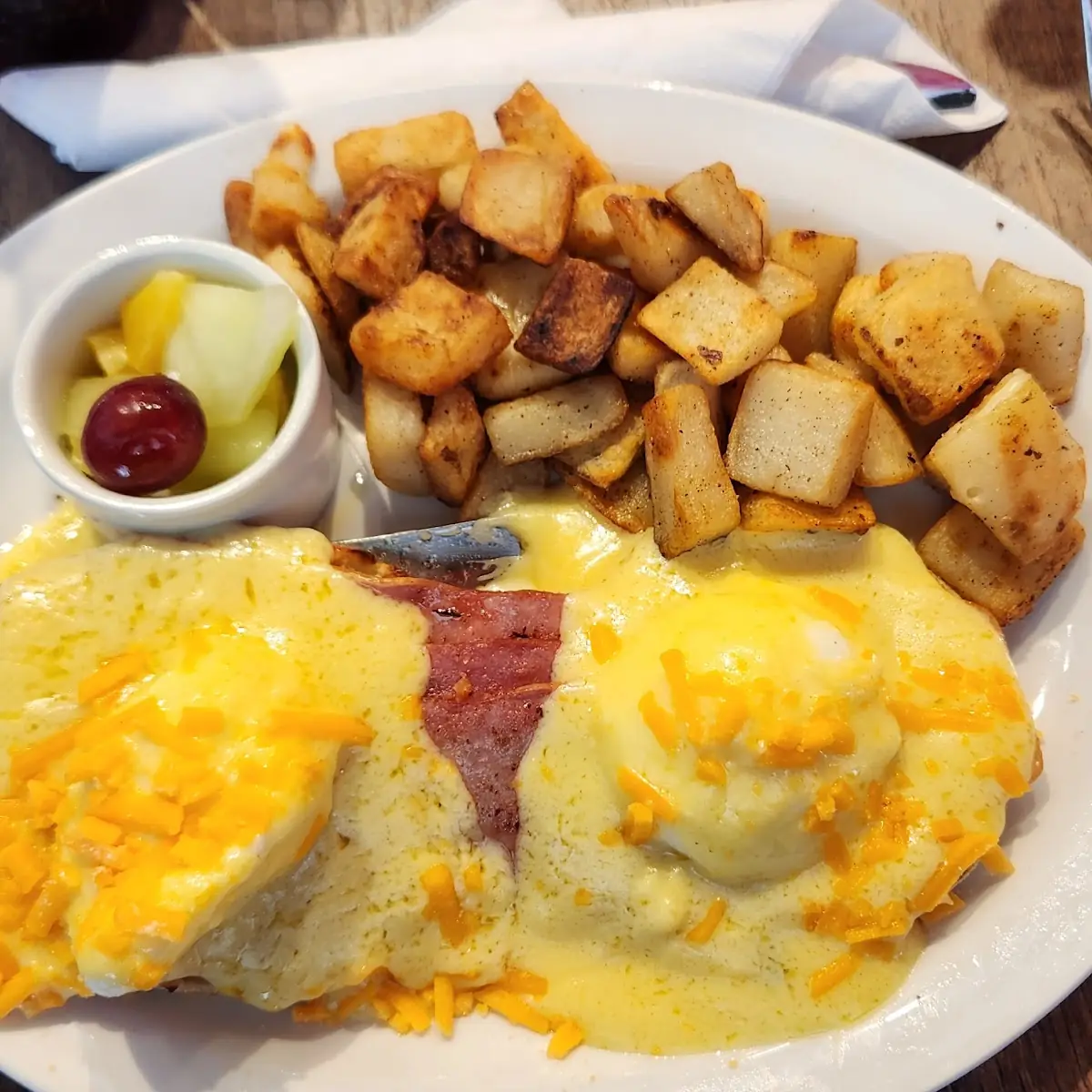 Turkey Eggs Benedict