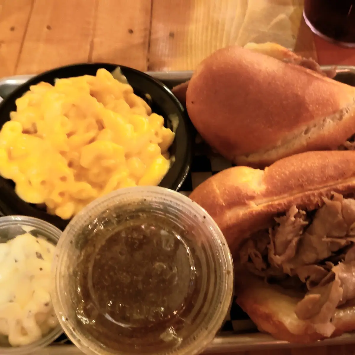 French Dip & Mac and Cheese
