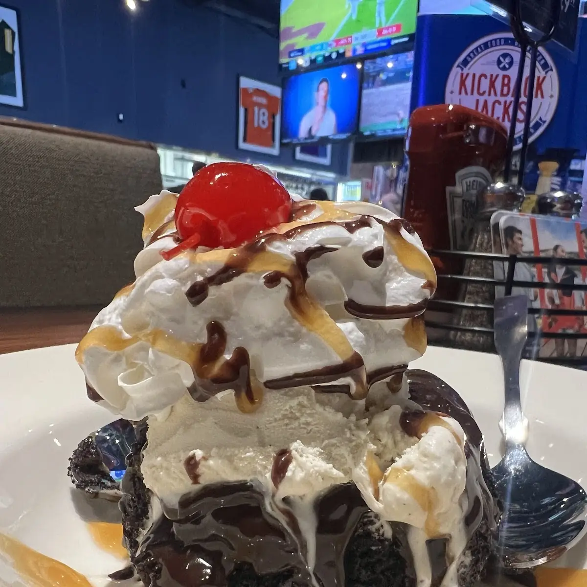 Hot Fudge Sundae