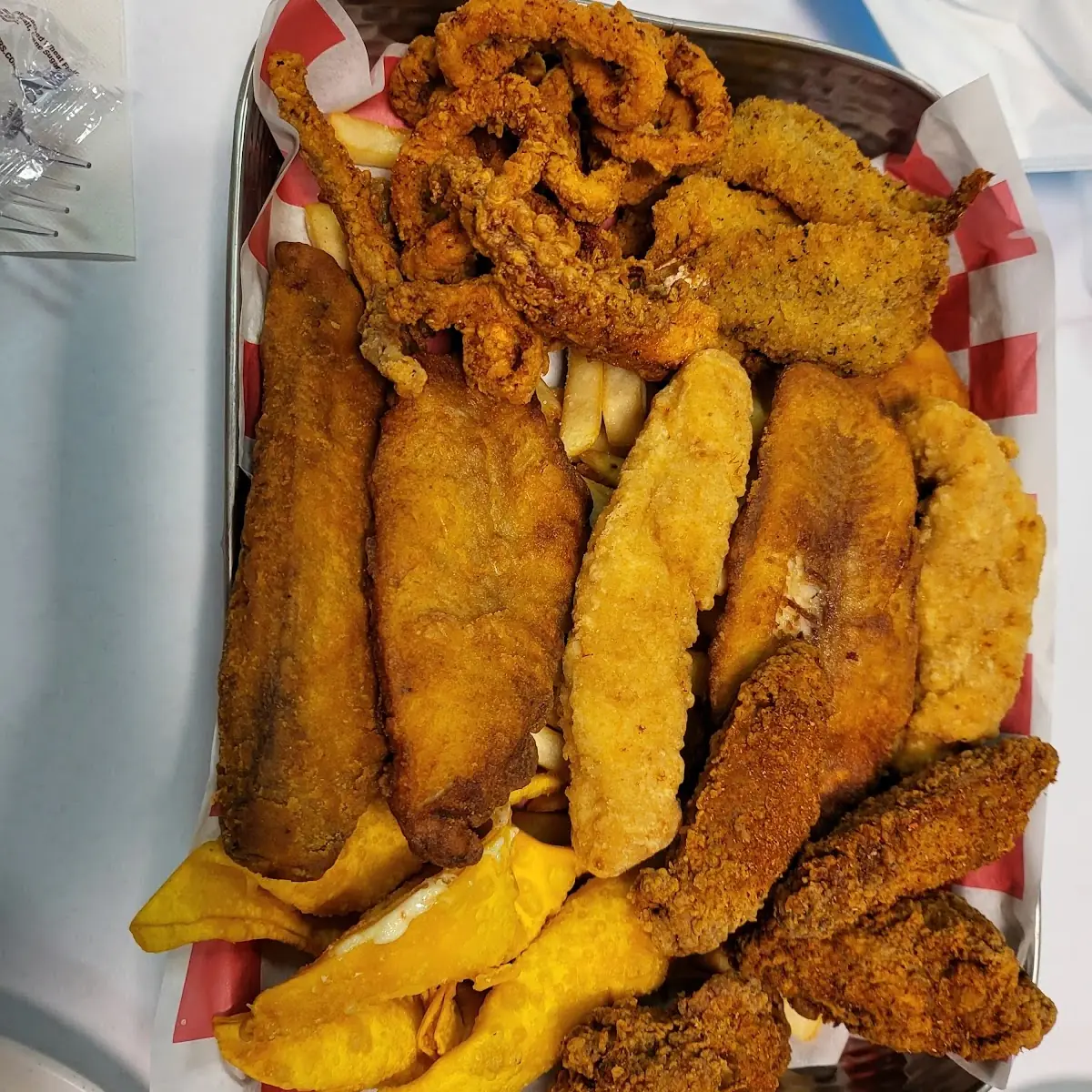 Seafood Combo Platter