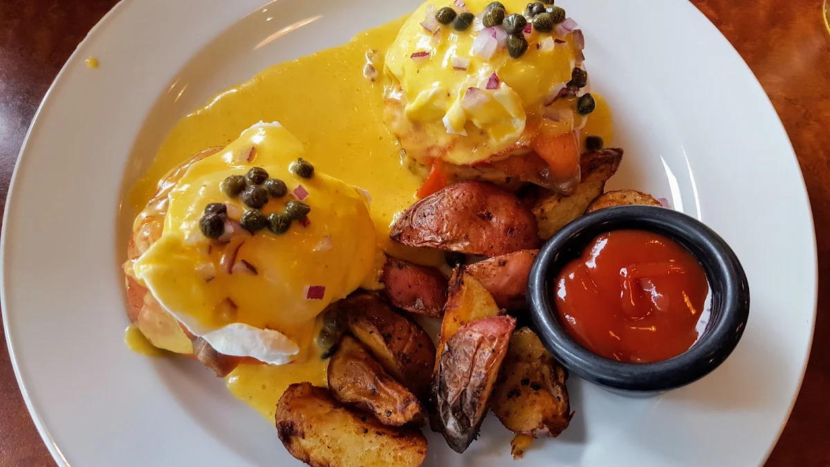 Salmon Benny's, Westward Ho! Public House & Grill Room at University Golf Club