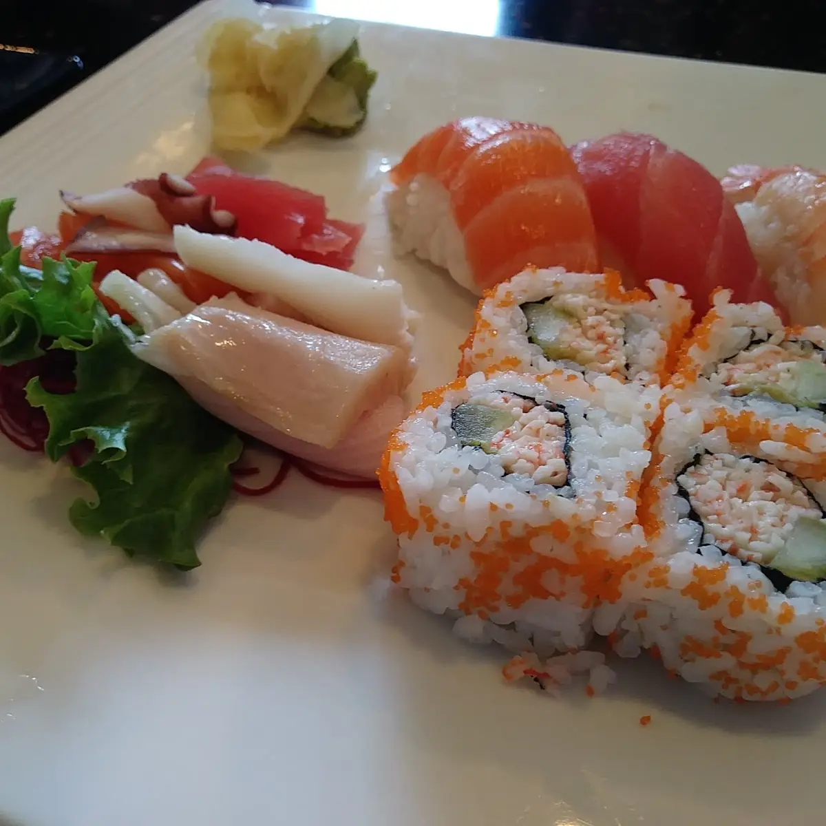 Sushi Sashimi Combo B
