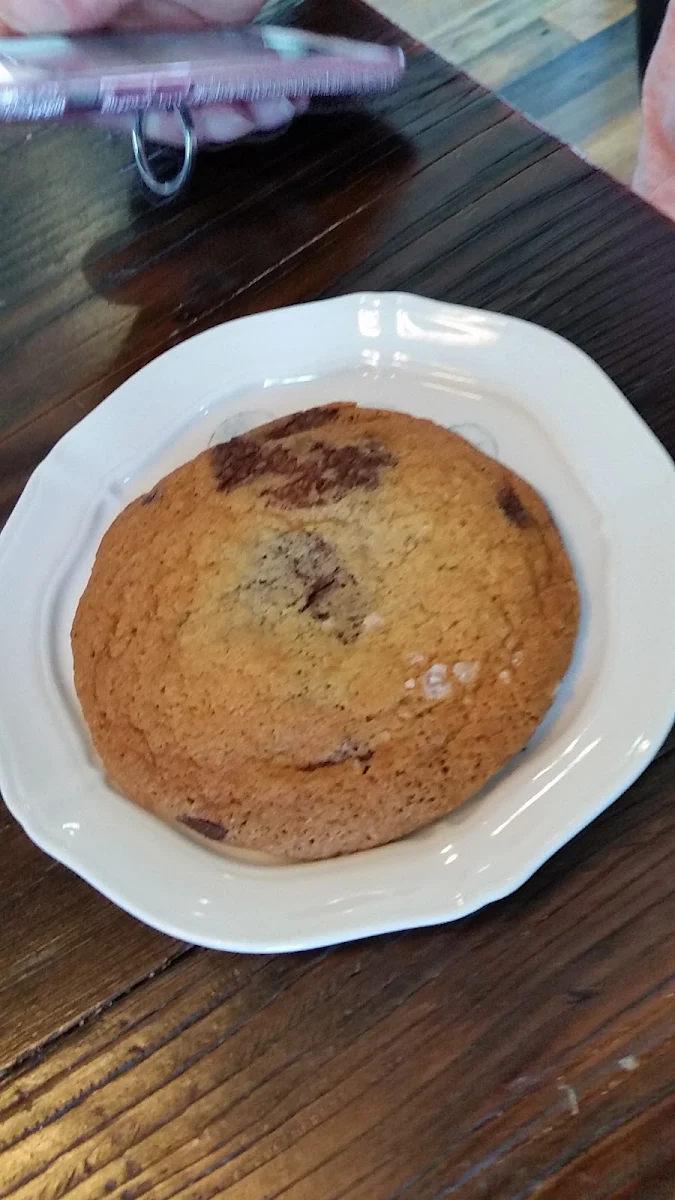 Chocolate Chip Cookie