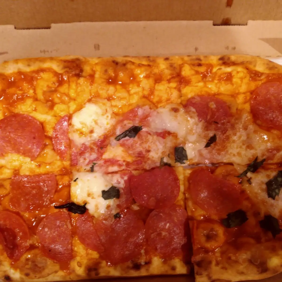 Pepperoni Flatbread Pizza