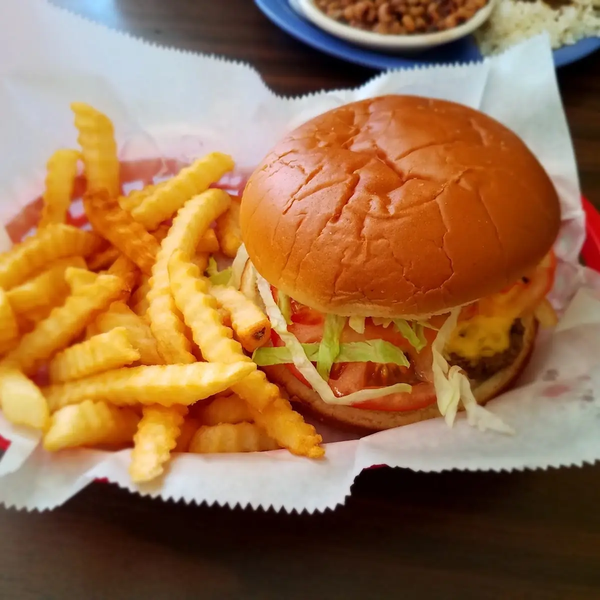 Belly Buster Burger w Fries