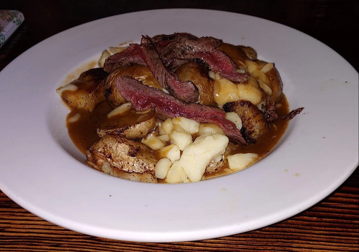 Poutine A la Bavette de Bœuf, Le Prospecteur - Microbrasserie