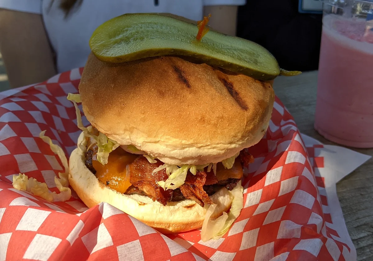 Bacon Cheddar Cheese Burger
