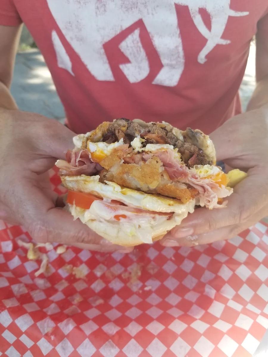 Busters Brunch Burger