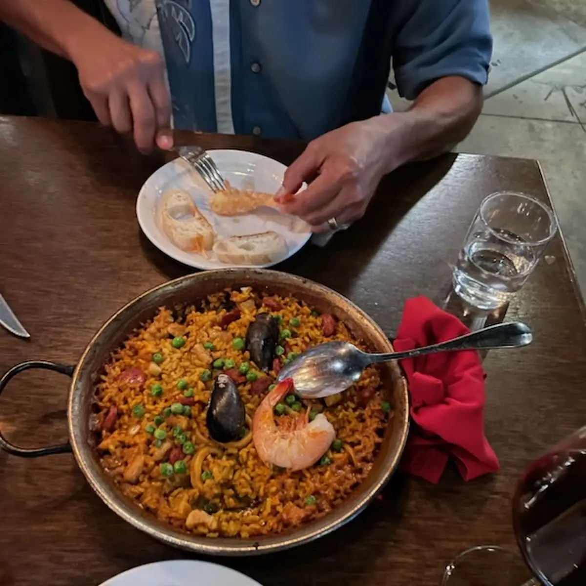 Toro Paella Marinera