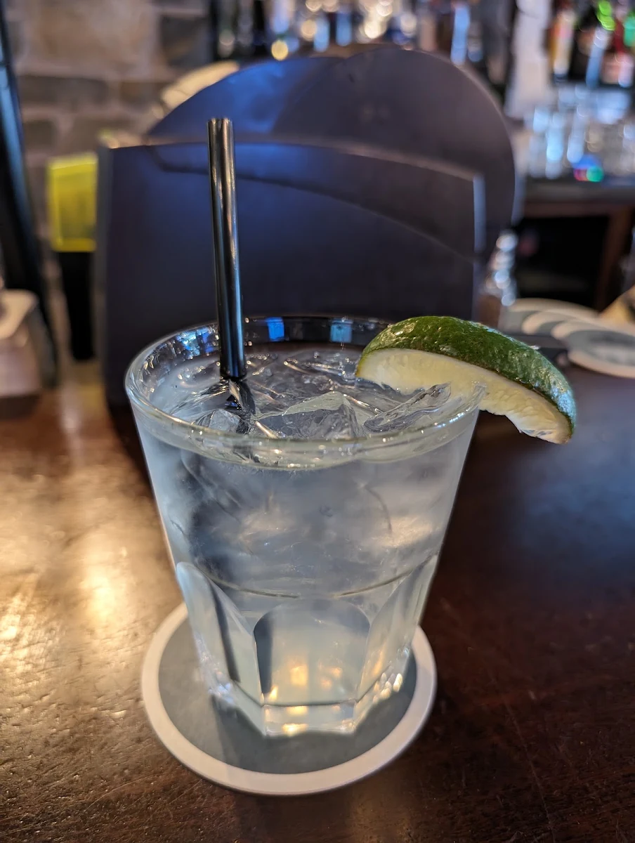 Highlights, Kelly's Pub