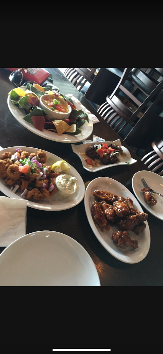 Nachos Calamari Chicken Wings Steak Bites, Kelly's Pub