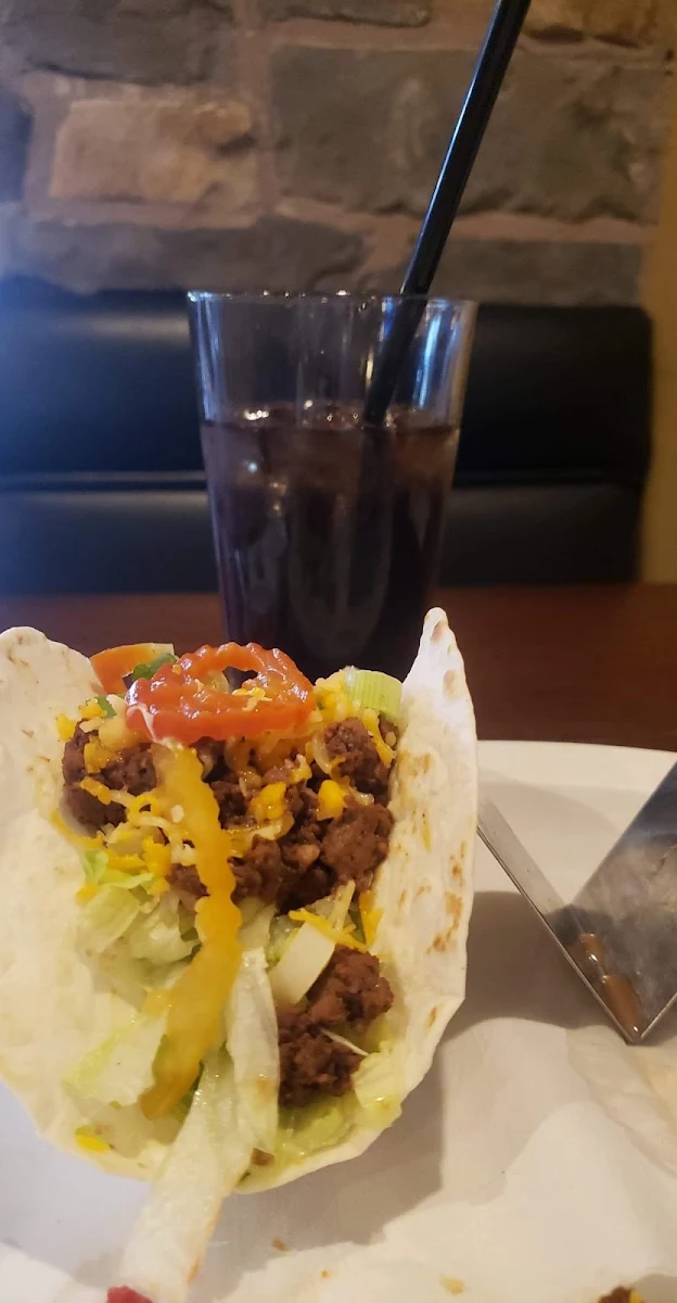 Taco's, Kelly's Pub