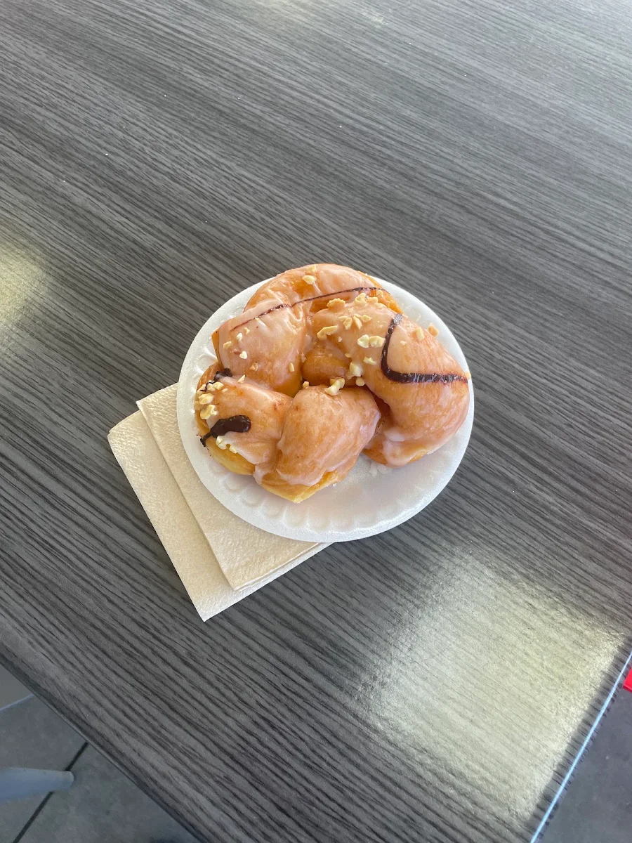 Dona Glazed Donut