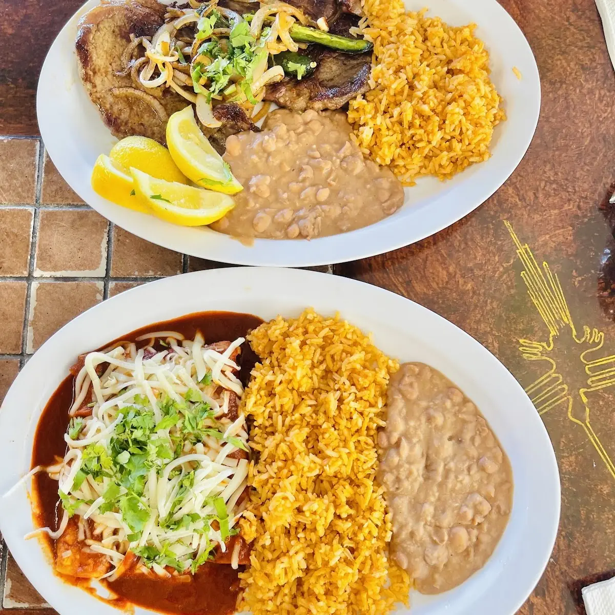 Platillo de Enchilada 14 Enchilada Plate
