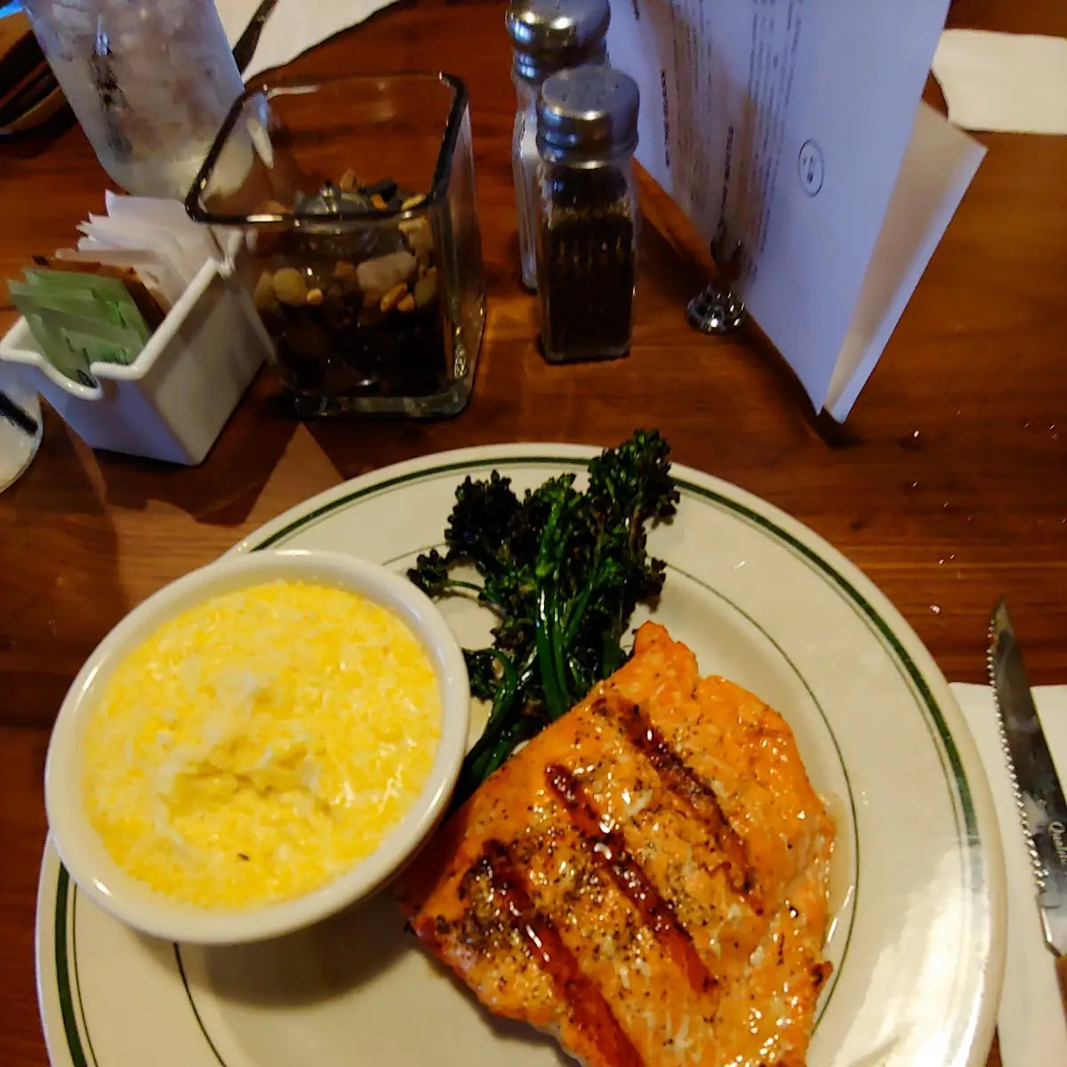 Grilled Salmon and Grits