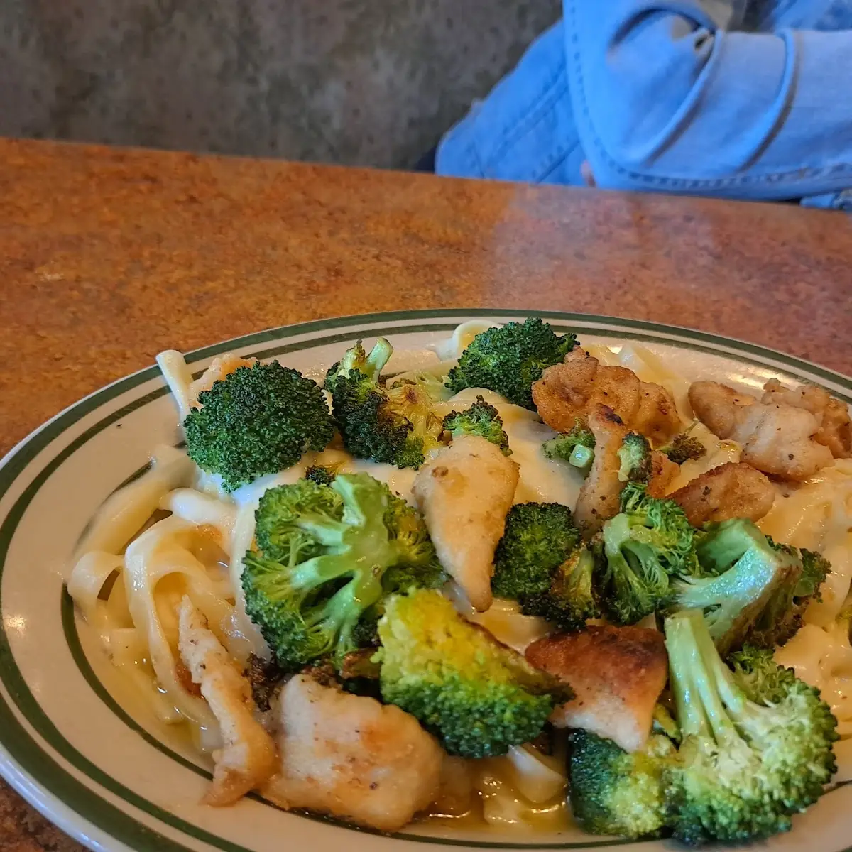 Chicken Broccoli and Ziti