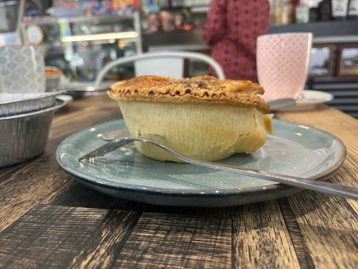 Highlights, Bertie's Cafe