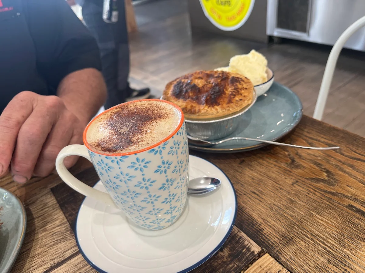 Highlights, Bertie's Cafe