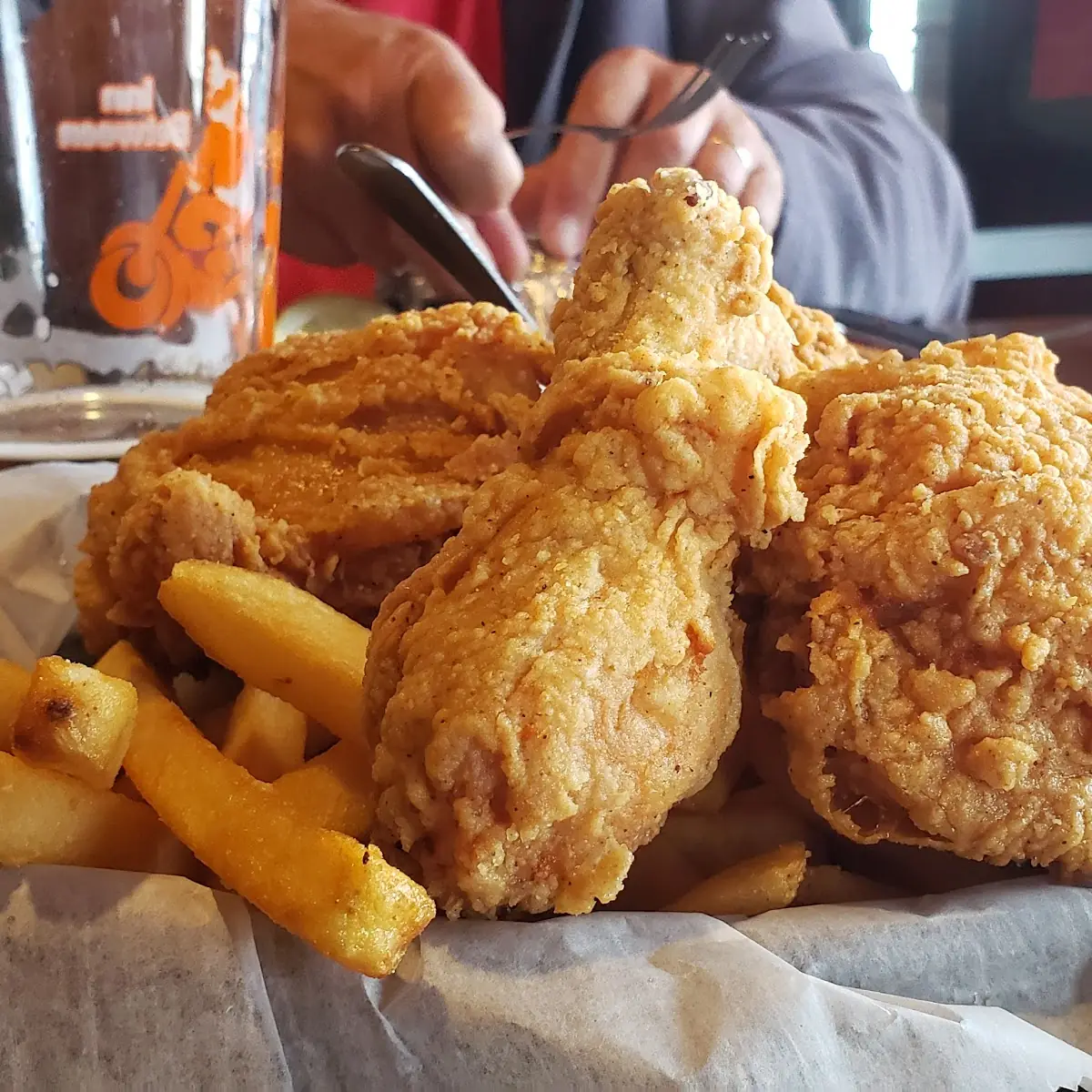 Dark Meat 4 Piece Fried Chicken Dinner