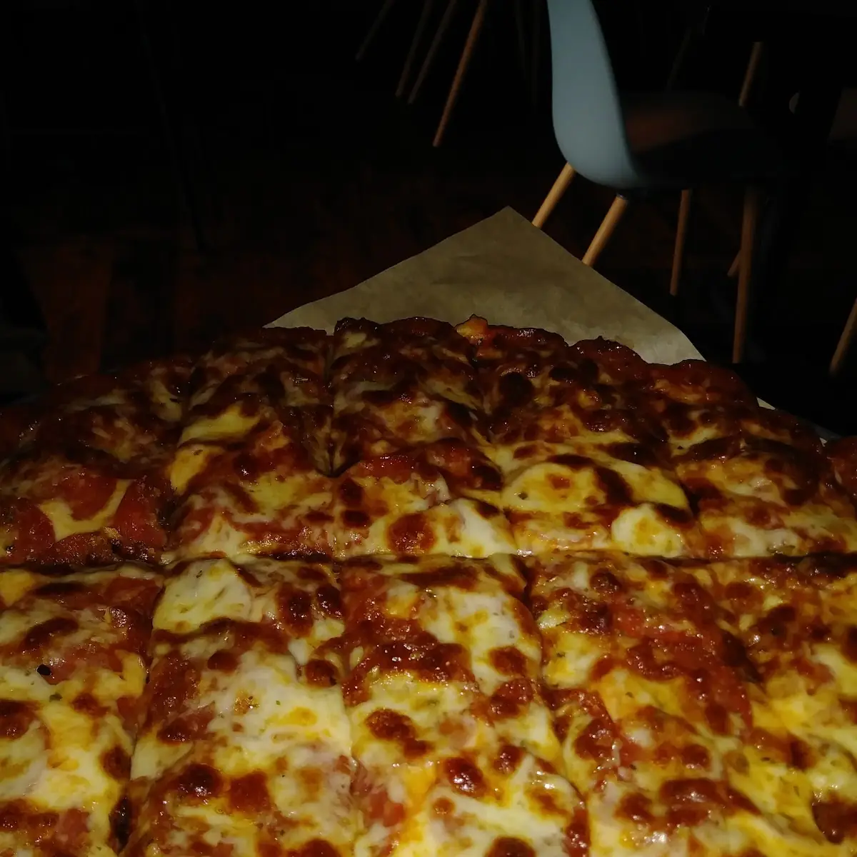 Large Pepperoni Pizza