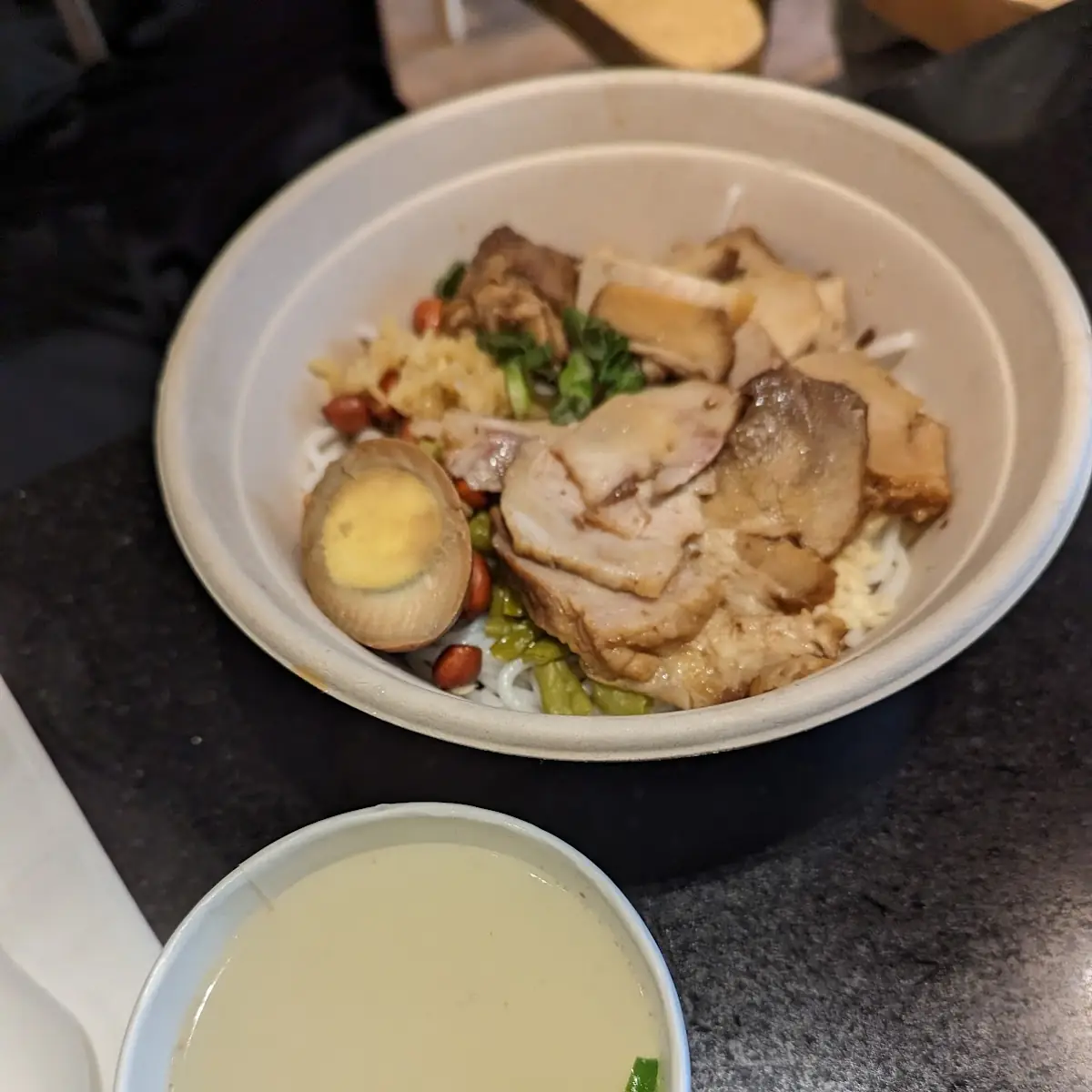 Dry-Mixed Beef Noodle