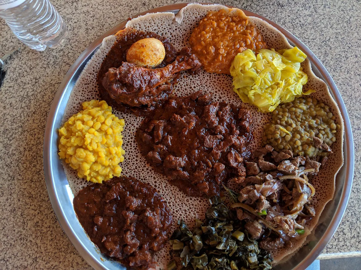 40 Sample Platter with Meat and Veggies