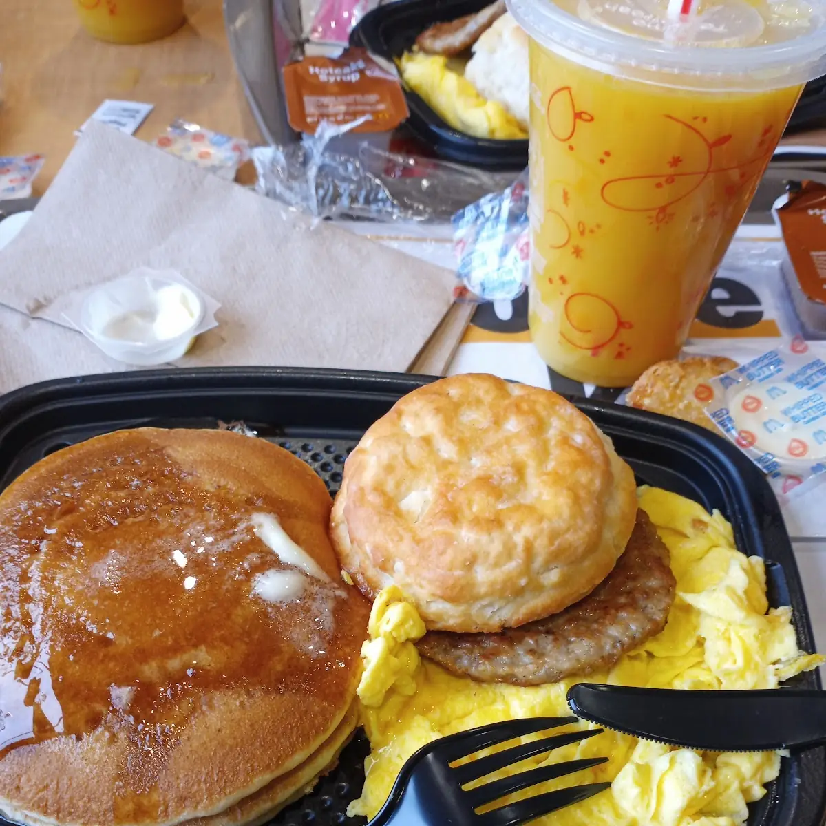 Big Breakfast with Hotcakes