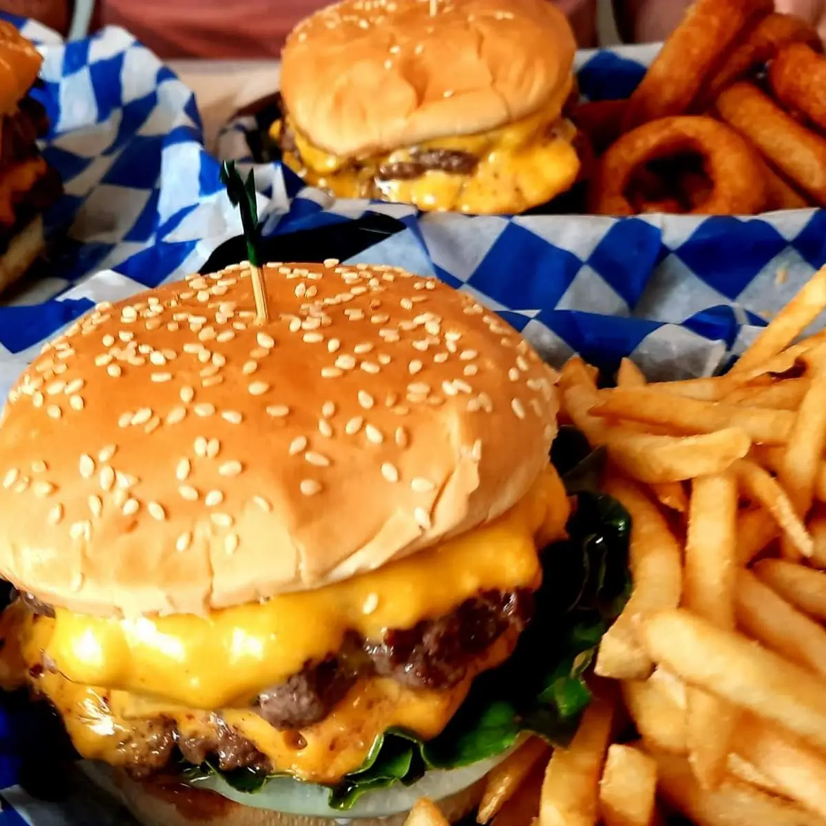 Double Cheeseburger