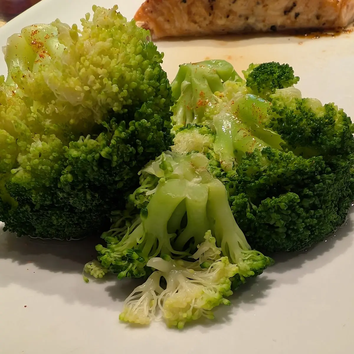 Fresh Steamed Broccoli