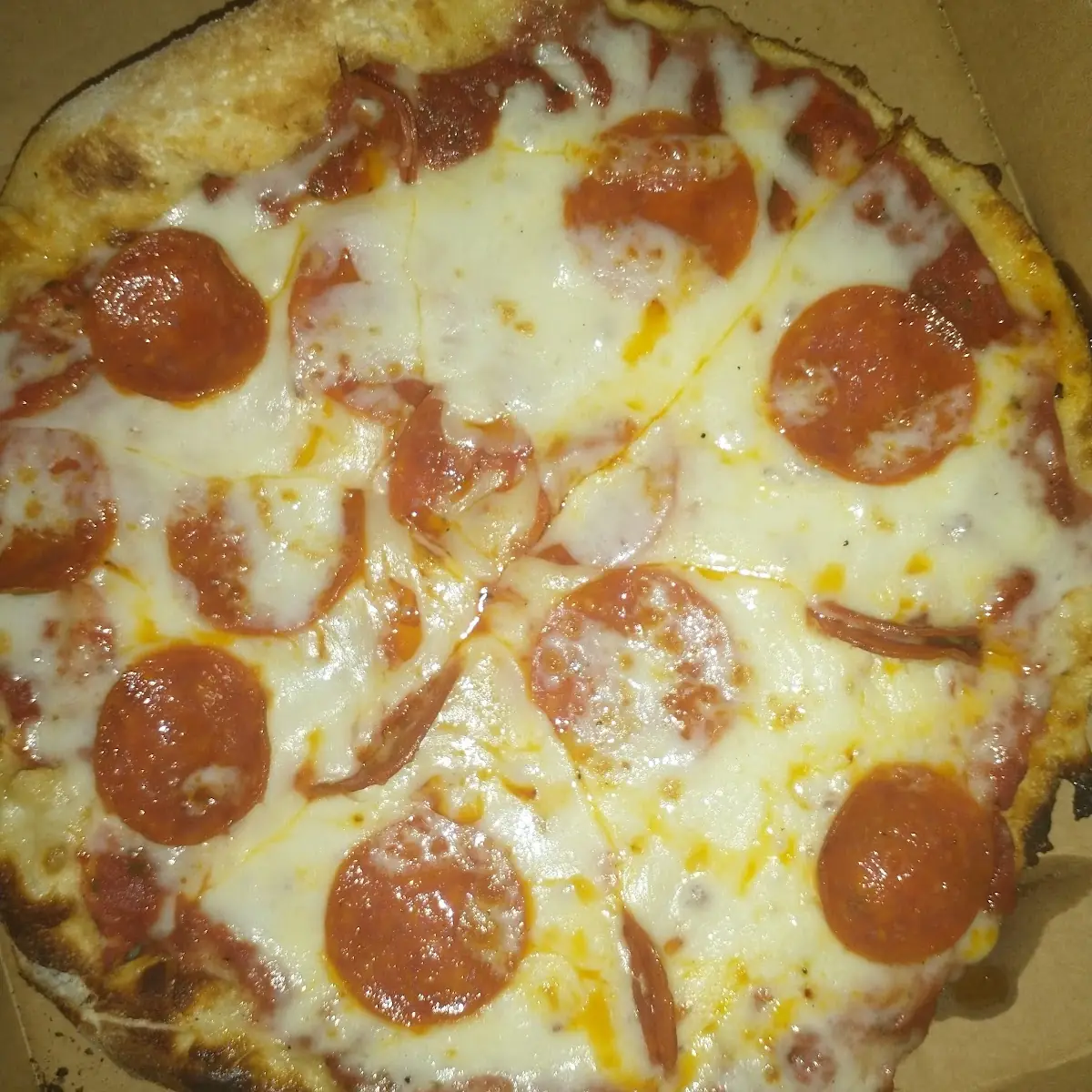 Kids Cheese Pizza w/ Kids Drink