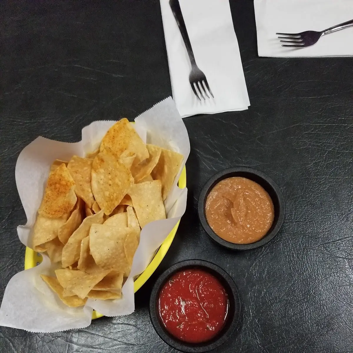 Extra Chips & Salsa