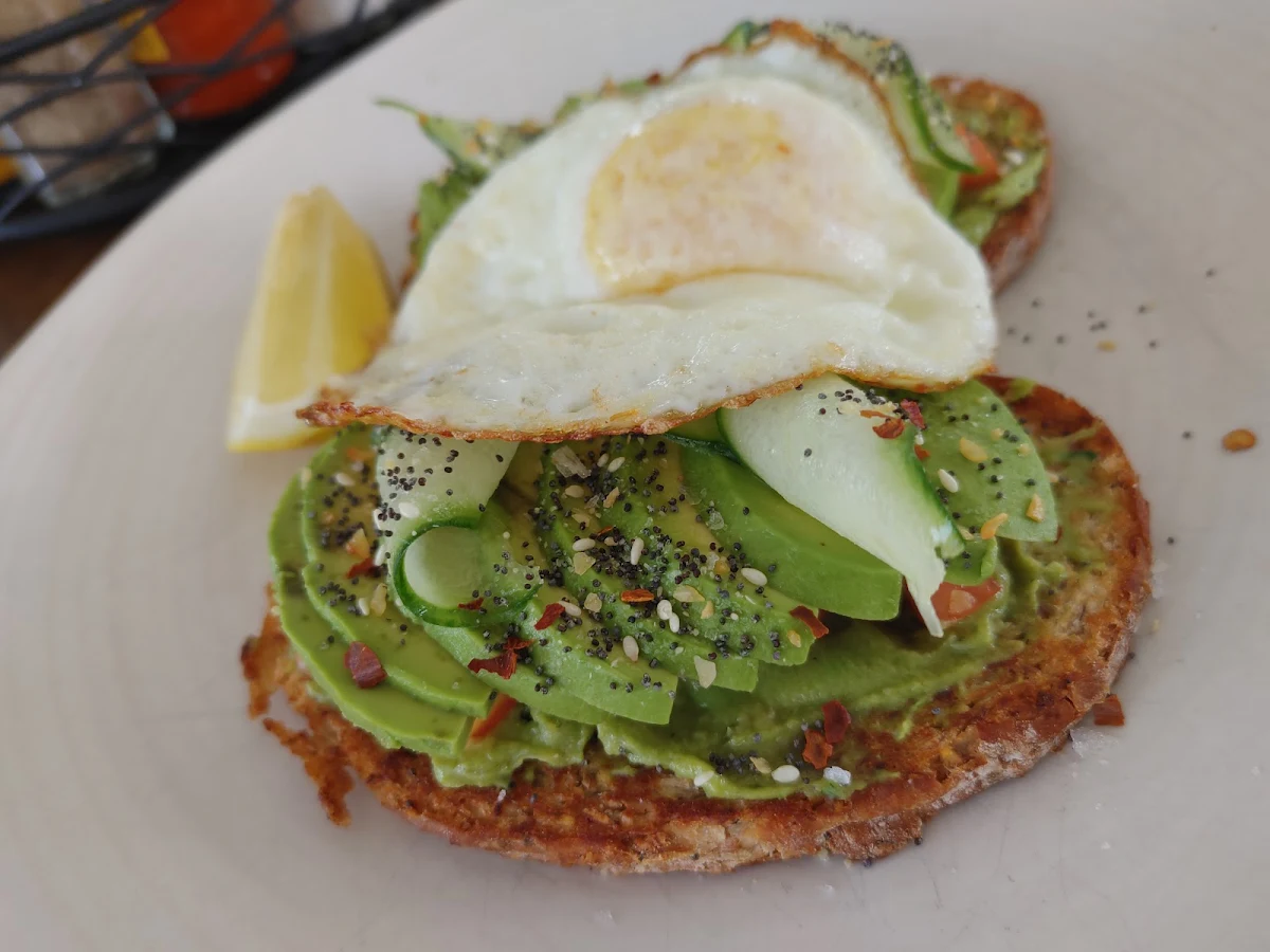 Avocado Toast Fried Egg
