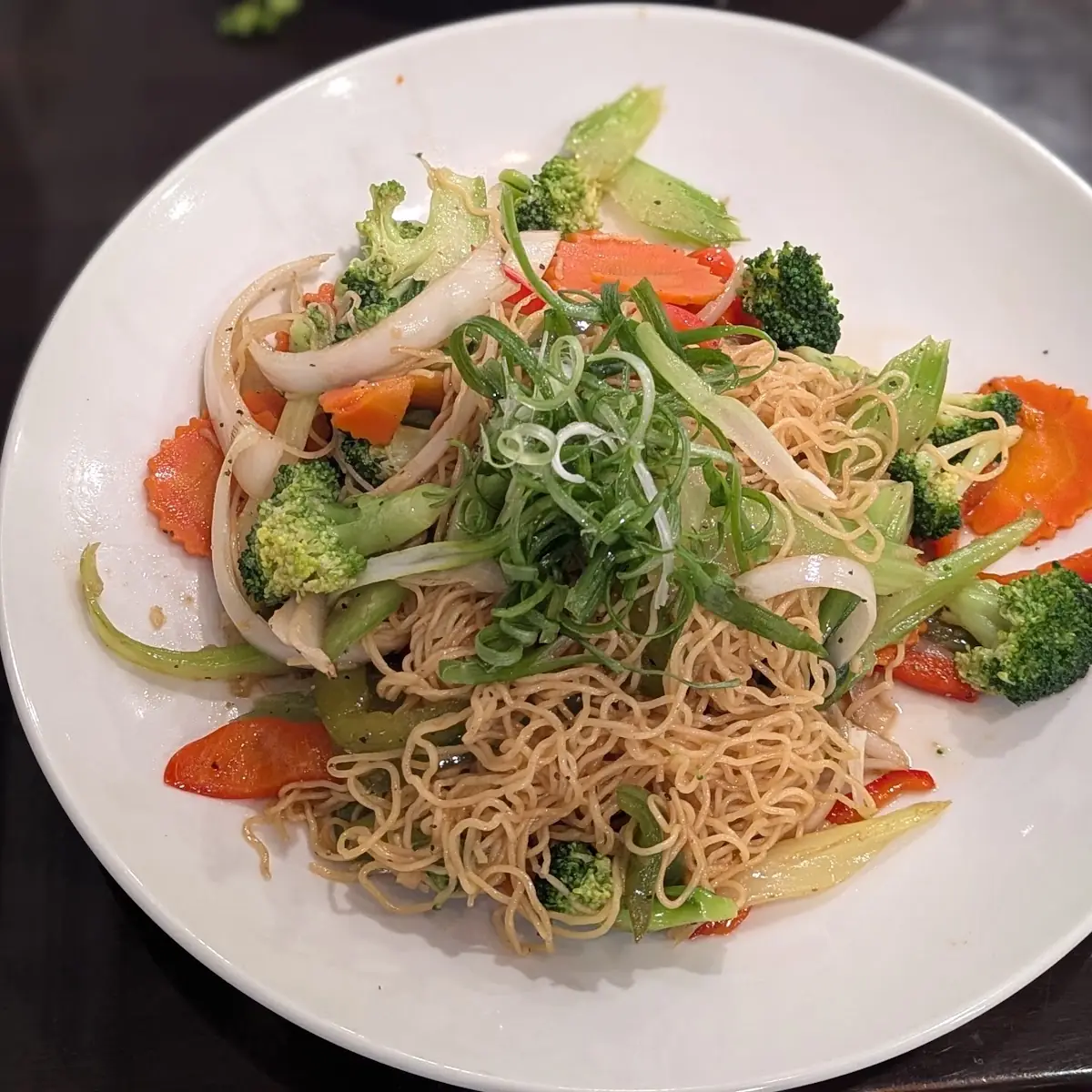 Crispy Egg Noodle MI Xao Gion