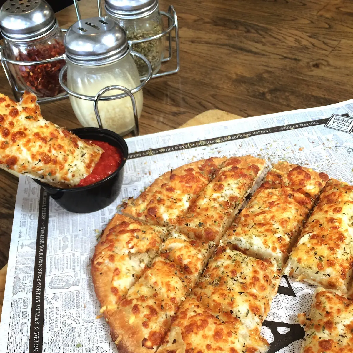 Garlic Cheesy Bread