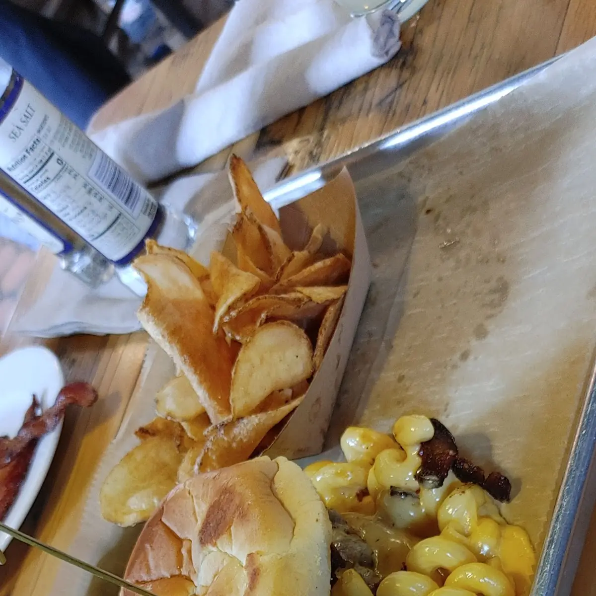 Spicy Mac Cheese Burger