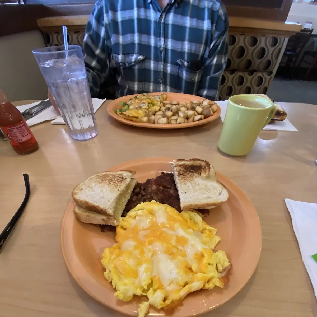 Scrambled Eggswith Cheese with Corned Beef