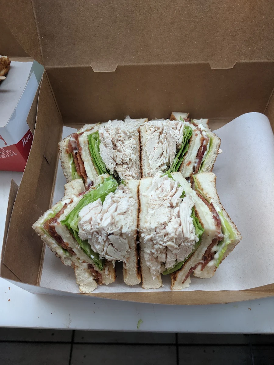 Club Sandwiches, Pizza Gusta Dorion