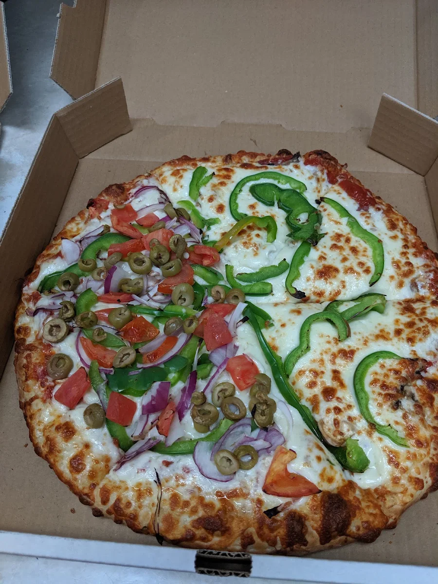Pepperoni & Cheese All Dressed Pizza, Pizza Gusta Dorion